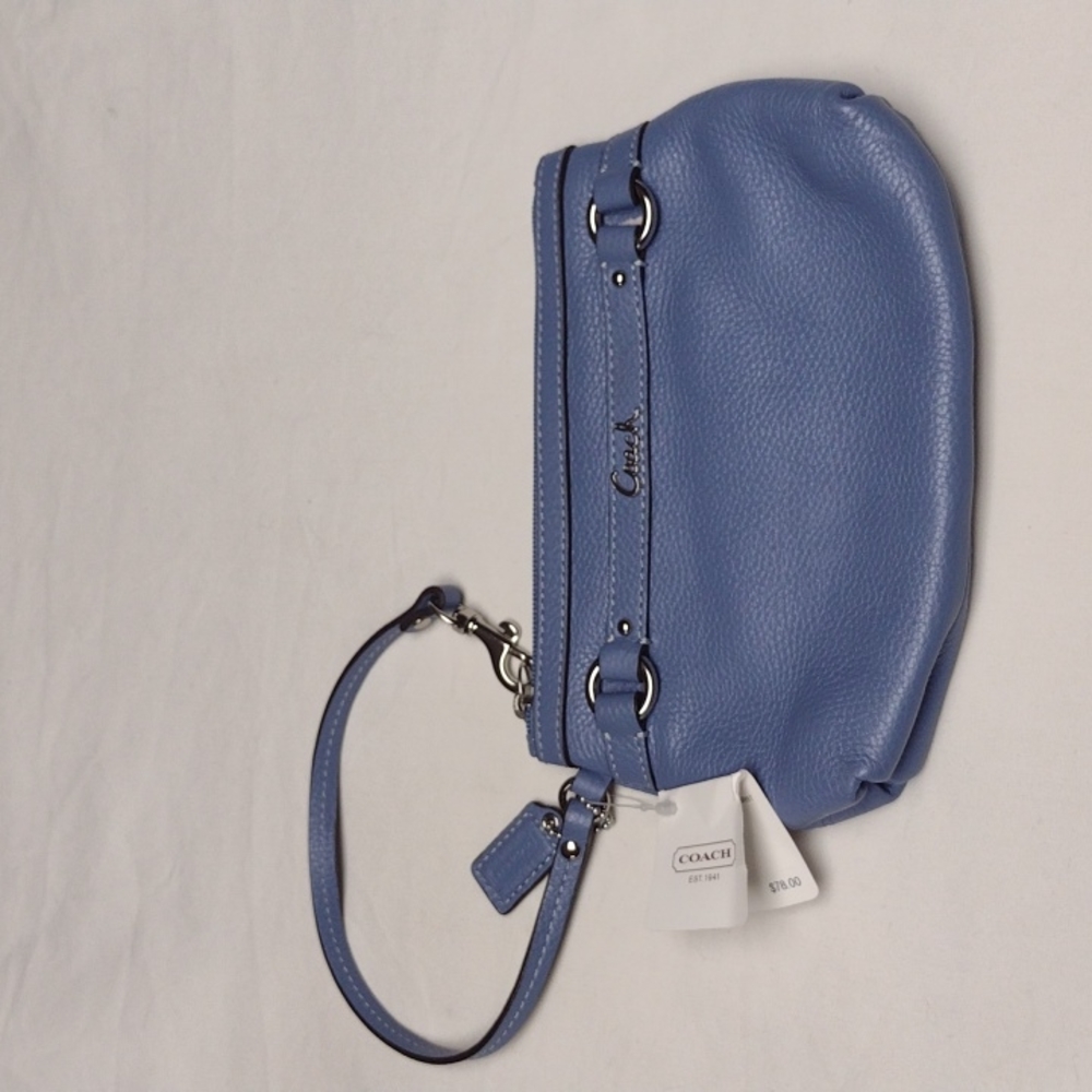 Coach Wristlet - Picture 1 of 4